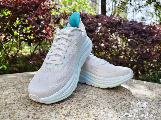 10：恰到好处的卓越跑鞋HOKA CLIFTON(图4)